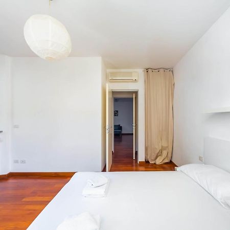 Cozy Flat 500M From Affori Fn! Apartment Milan Bagian luar foto