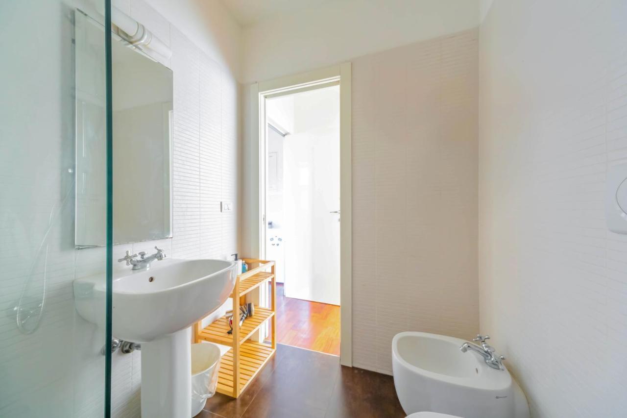 Cozy Flat 500M From Affori Fn! Apartment Milan Bagian luar foto